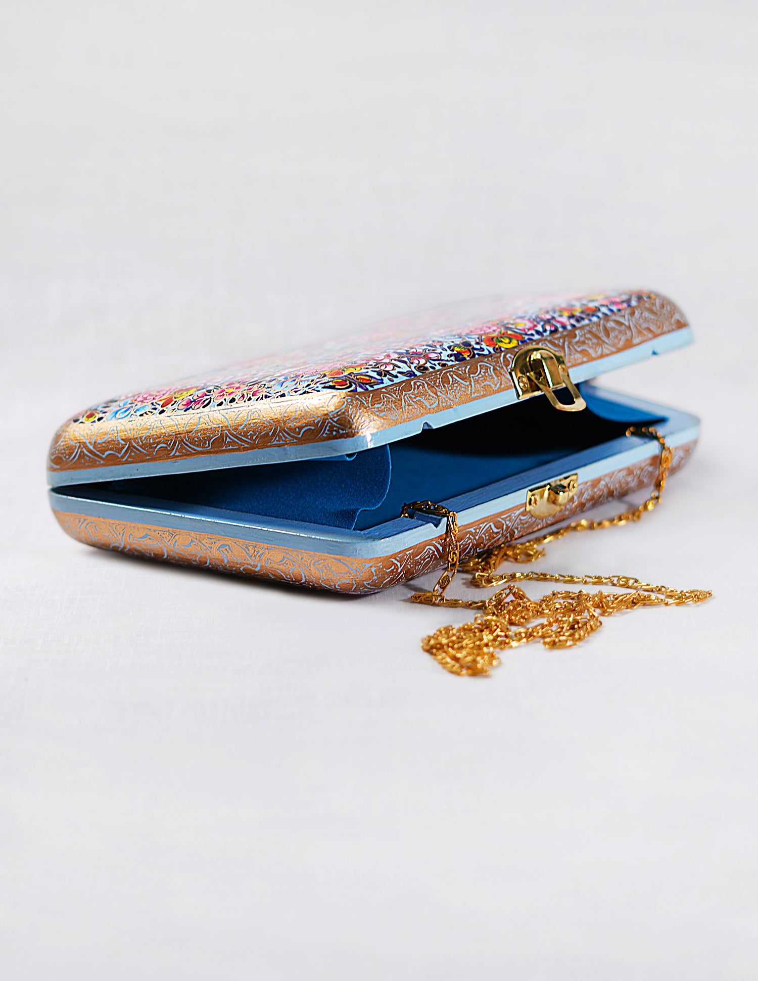 Handmade Kashmir Papier-Mâché Trapezium Clutch — Hand-Painted Design | 13 cm (L) × 21.5 cm (B) × 4 cm (H)
