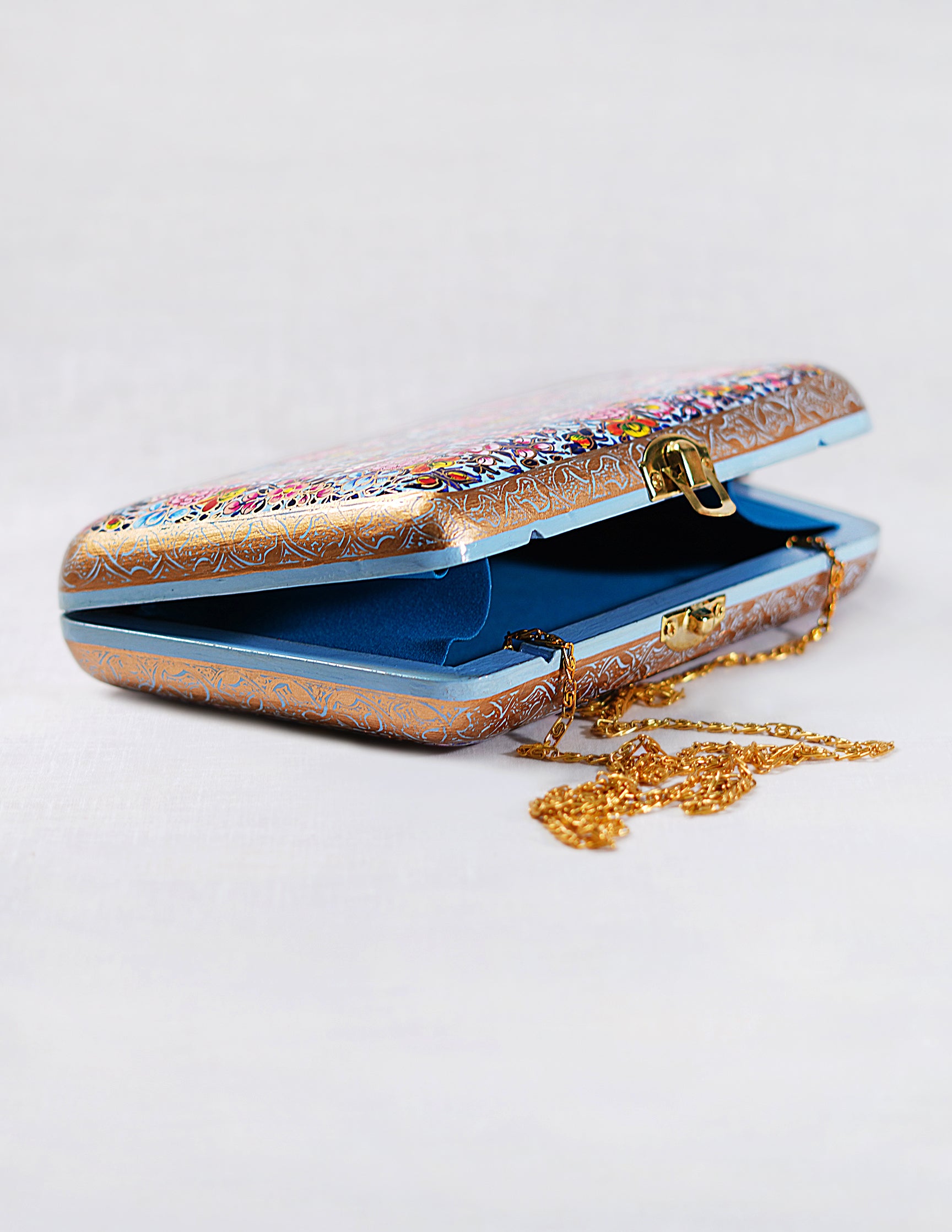 Handmade Kashmir Papier-Mâché Trapezium Clutch — Hand-Painted Design | 13 cm (L) × 21.5 cm (B) × 4 cm (H)