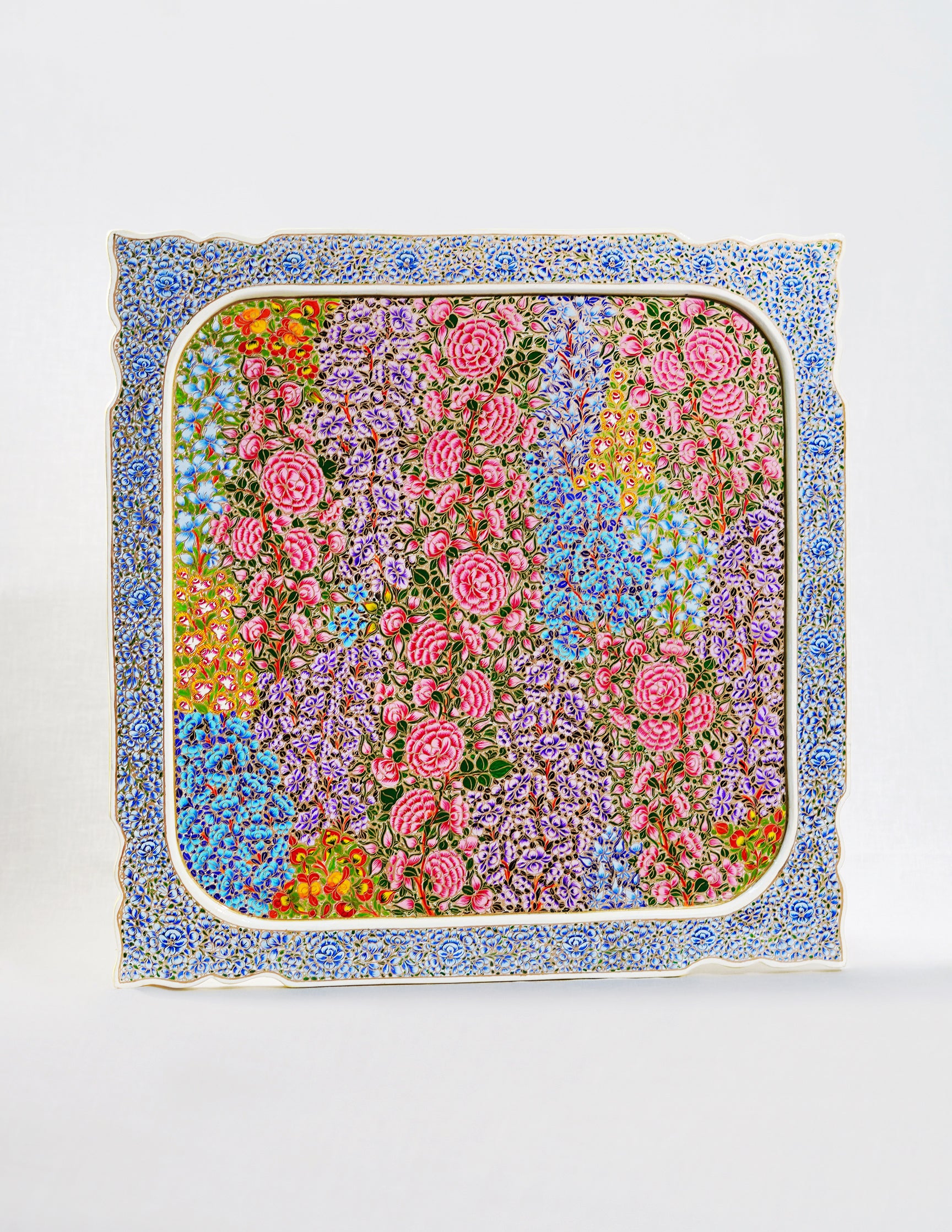Handmade Kashmir Papier-Mâché Wall Panel — Hand-Painted Design | 45 cm (L) × 45 cm (B) × 1 cm (H)