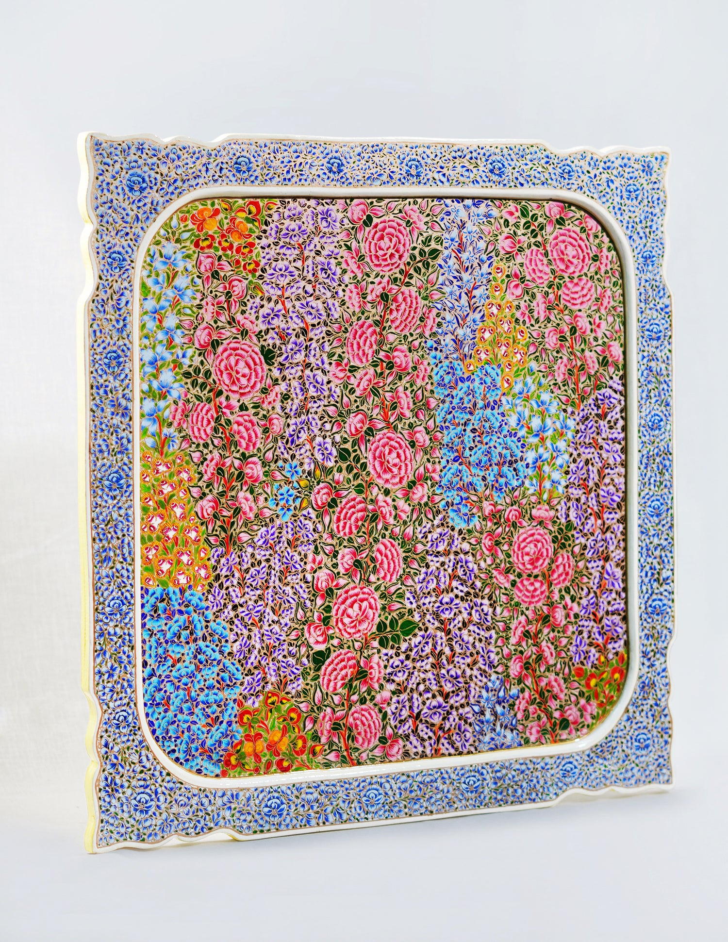Handmade Kashmir Papier-Mâché Wall Panel — Hand-Painted Design | 45 cm (L) × 45 cm (B) × 1 cm (H)