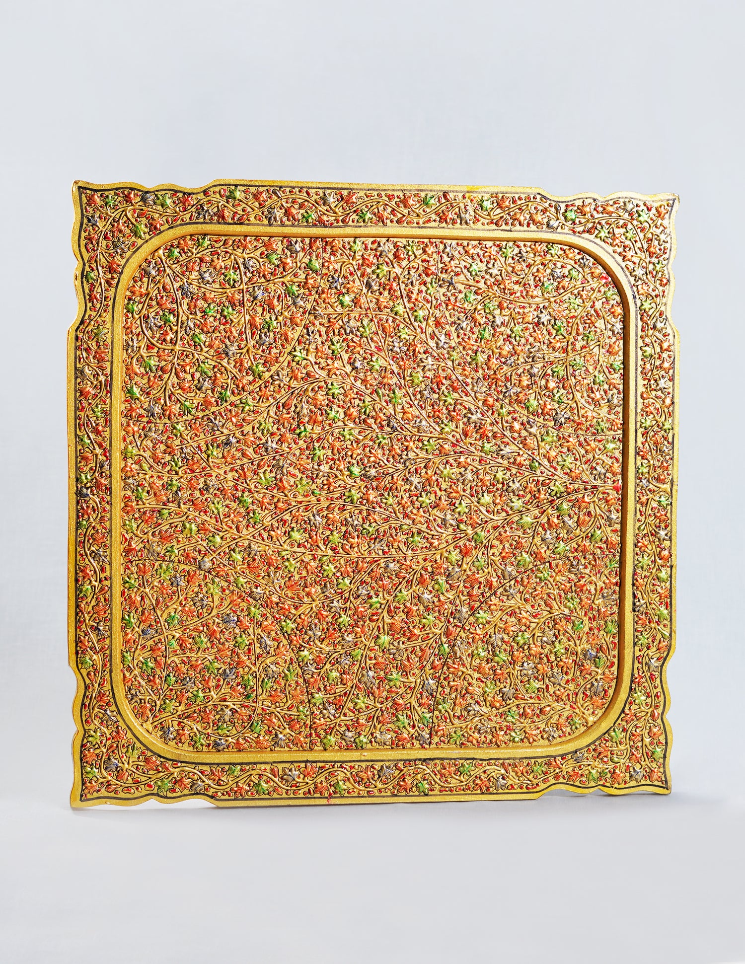 Handmade Kashmir Papier-Mâché Wall Panel — Hand-Painted Design | 45 cm (L) × 45 cm (B) × 1 cm (H)