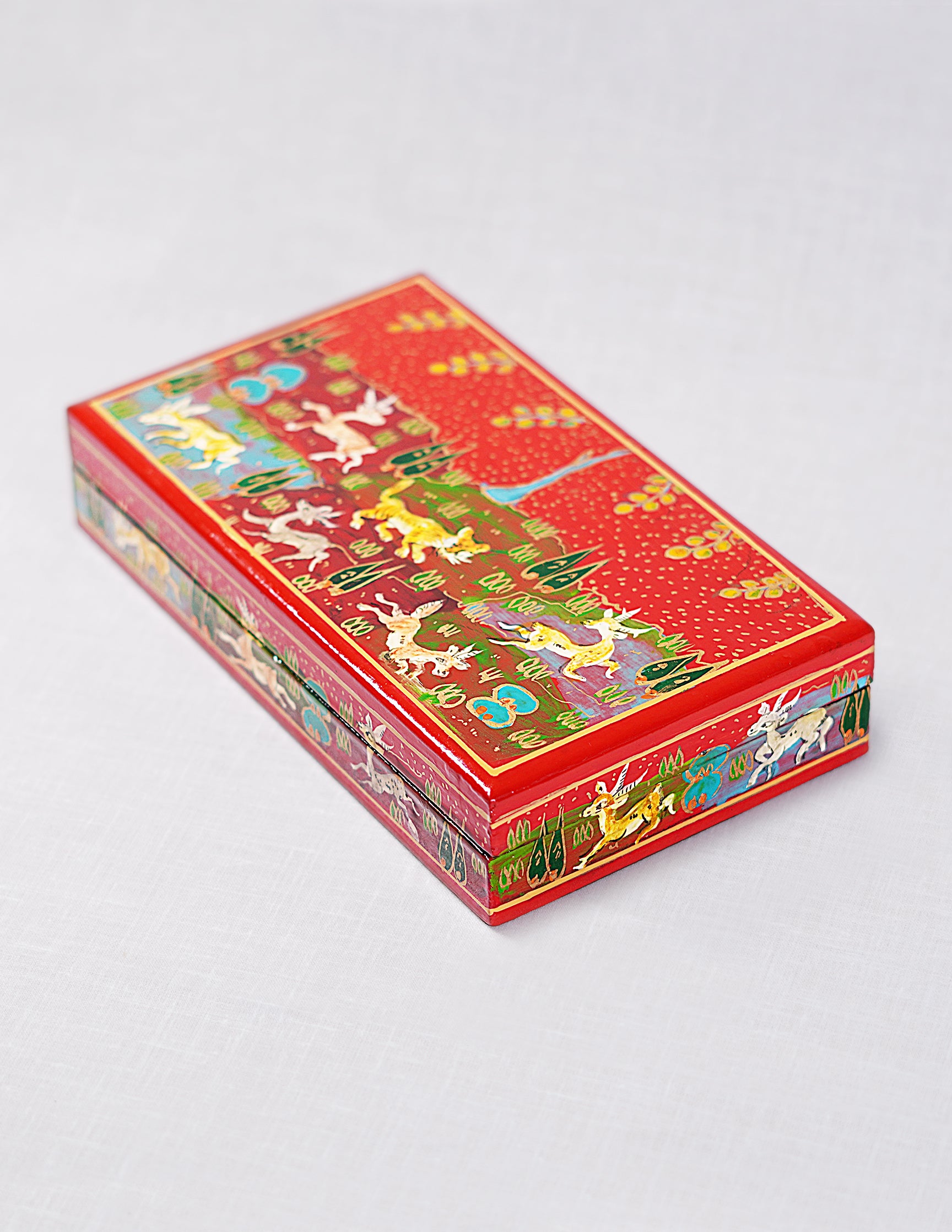 Handmade Kashmir Papier-Mâché Flat Box — Hand-Painted Design | 10 cm (L) × 17.5 cm (B) × 3.5 cm (H)