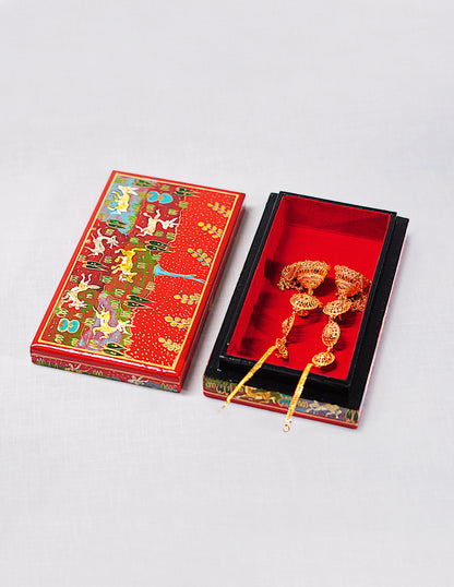 Handmade Kashmir Papier-Mâché Flat Box — Hand-Painted Design | 10 cm (L) × 17.5 cm (B) × 3.5 cm (H)