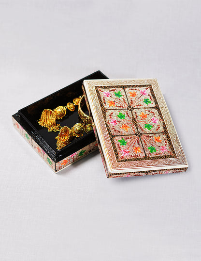 Handmade Kashmir Papier-Mâché Flat Box — Hand-Painted Design | 12.5 cm (L) × 17.5 cm (B) × 4 cm (H)