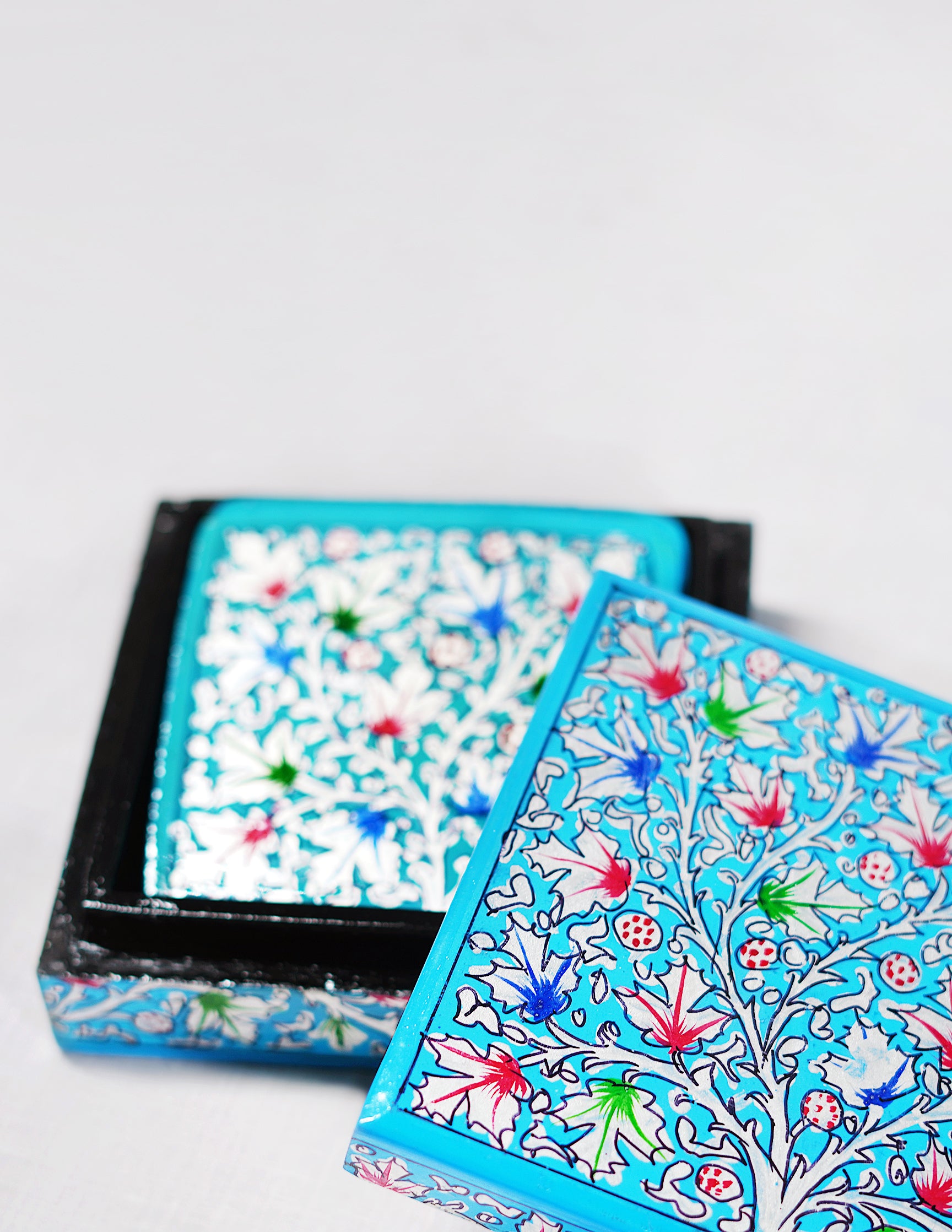 Handmade Kashmir Papier-Mâché Coaster Set — Hand-Painted Design | 11.2 cm (L) × 11.2 cm (B) × 3.5 cm (H)