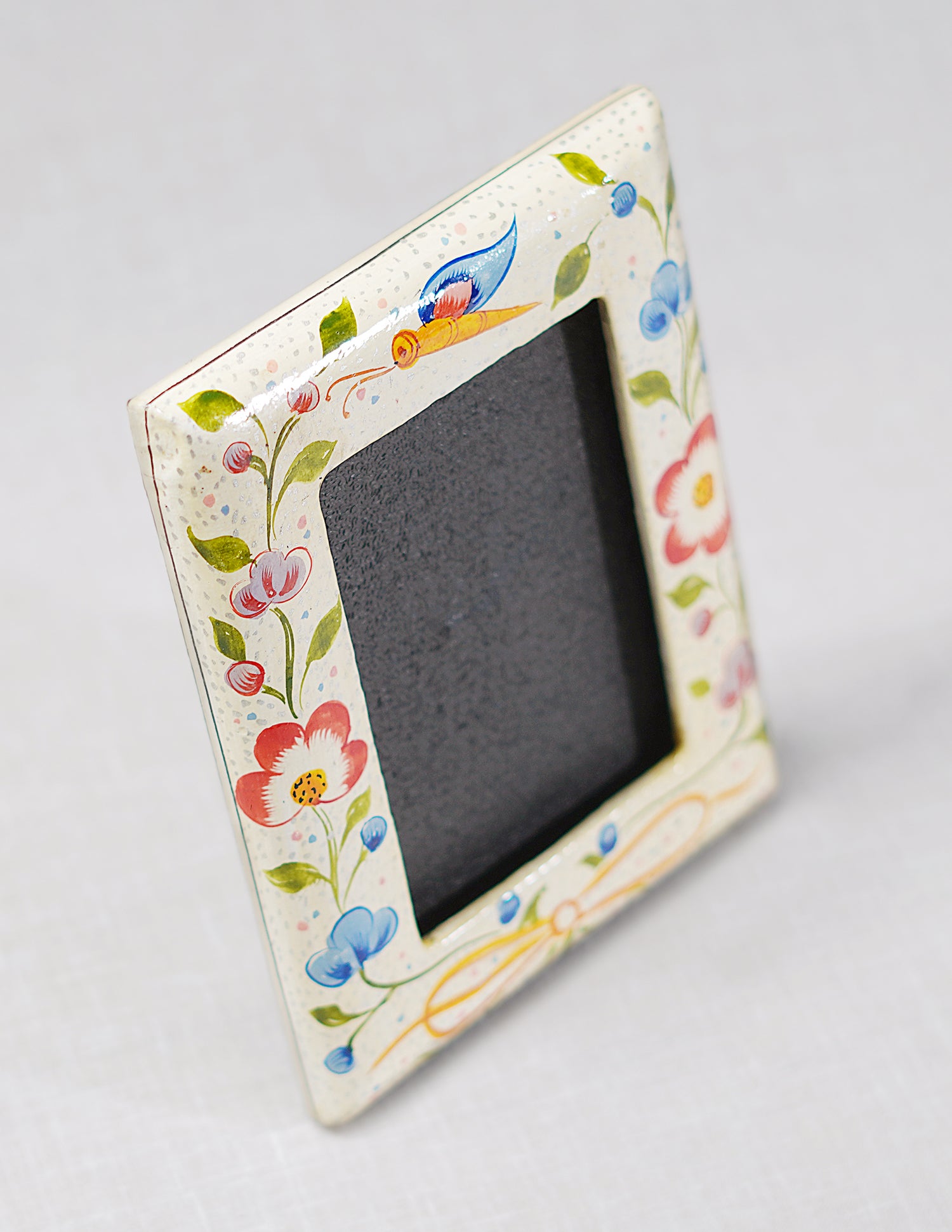Handmade Kashmir Papier-Mâché Photo Frame — Hand-Painted Design | 13 cm (L) × 10 cm (B) × 1 cm (H)