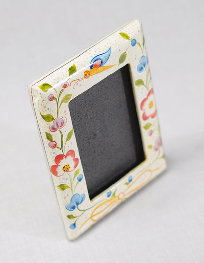 Handmade Kashmir Papier-Mâché Photo Frame — Hand-Painted Design | 13 cm (L) × 10 cm (B) × 1 cm (H)