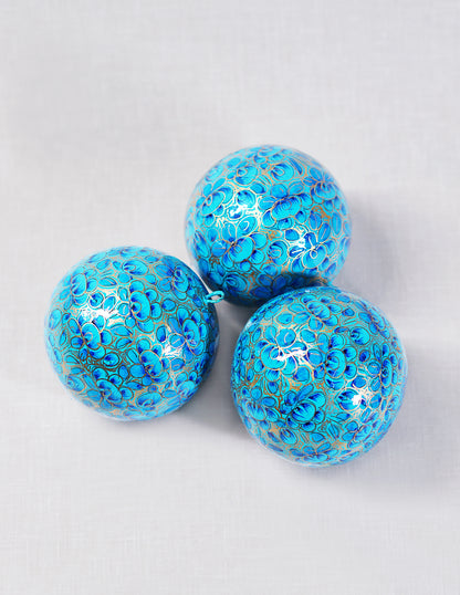 Handmade Kashmir Papier-Mâché Balls (Set of 3) — Hand-Painted Design | Ø 7 cm each (set of 3)