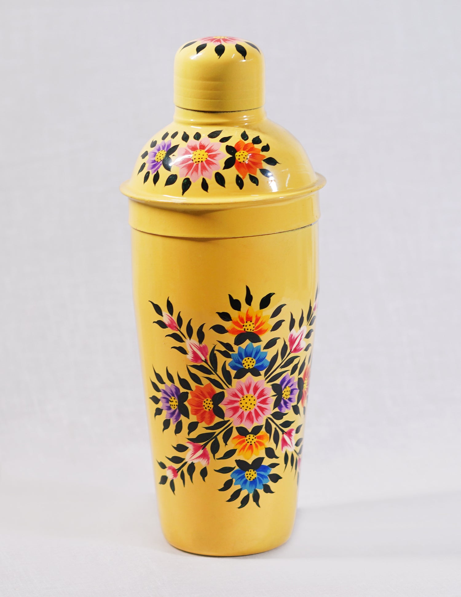Handmade Kashmir Papier-Mâché Cocktail Shaker — Hand-Painted Design | Ø 8.5 cm × 24 cm (H)