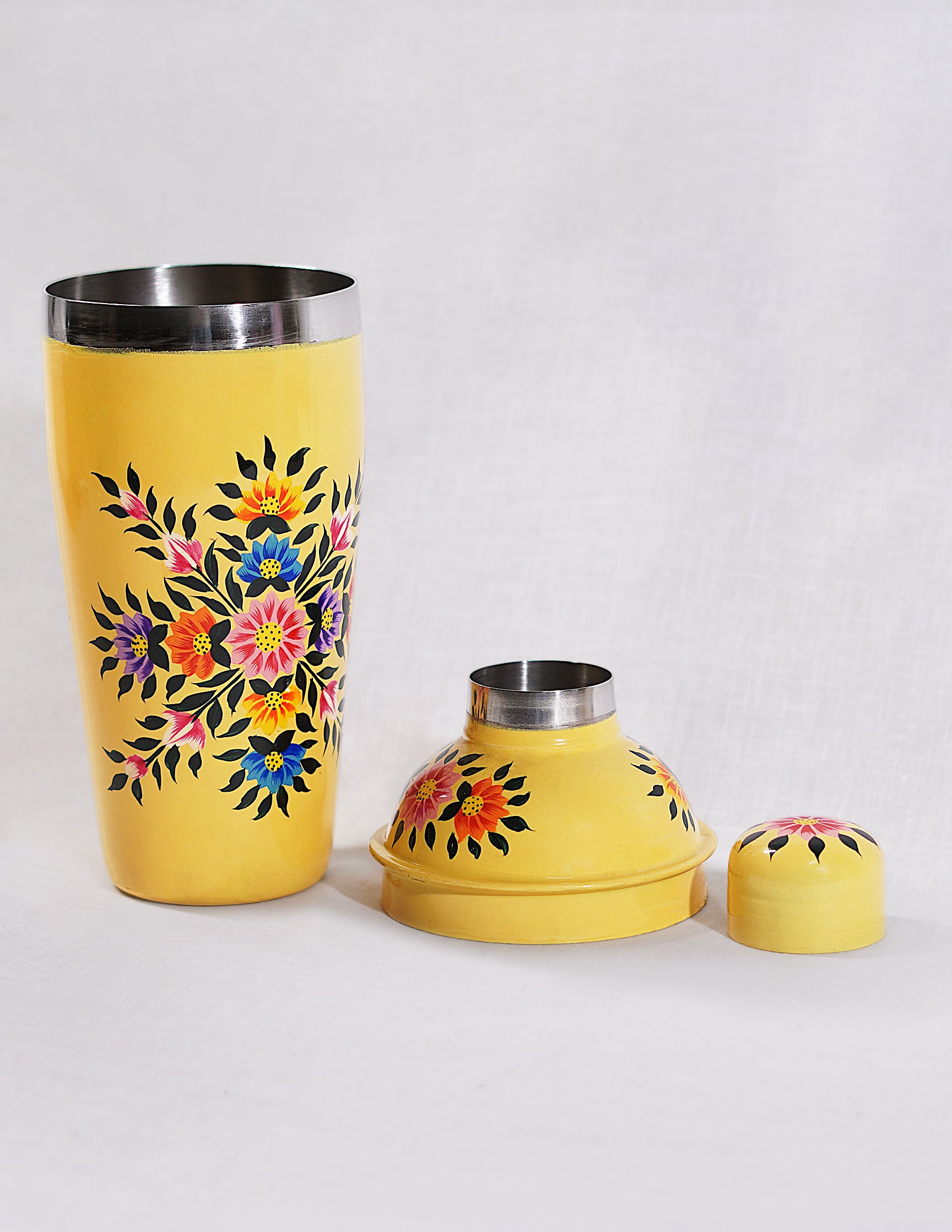 Handmade Kashmir Papier-Mâché Cocktail Shaker — Hand-Painted Design | Ø 8.5 cm × 24 cm (H)