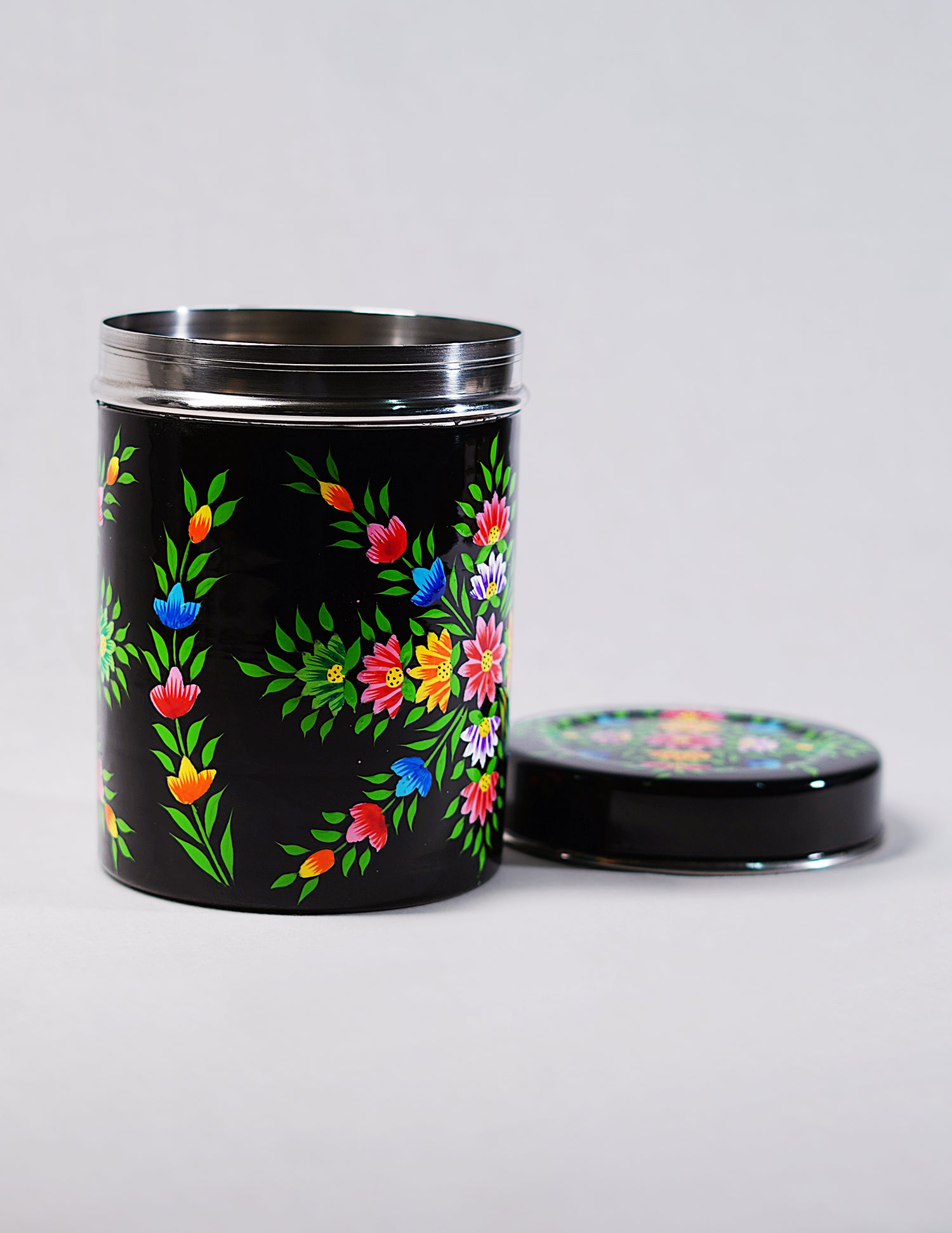 Handmade Kashmir Papier-Mâché Canister Box — Hand-Painted Design | Ø 10.5 cm × 15 cm (H)