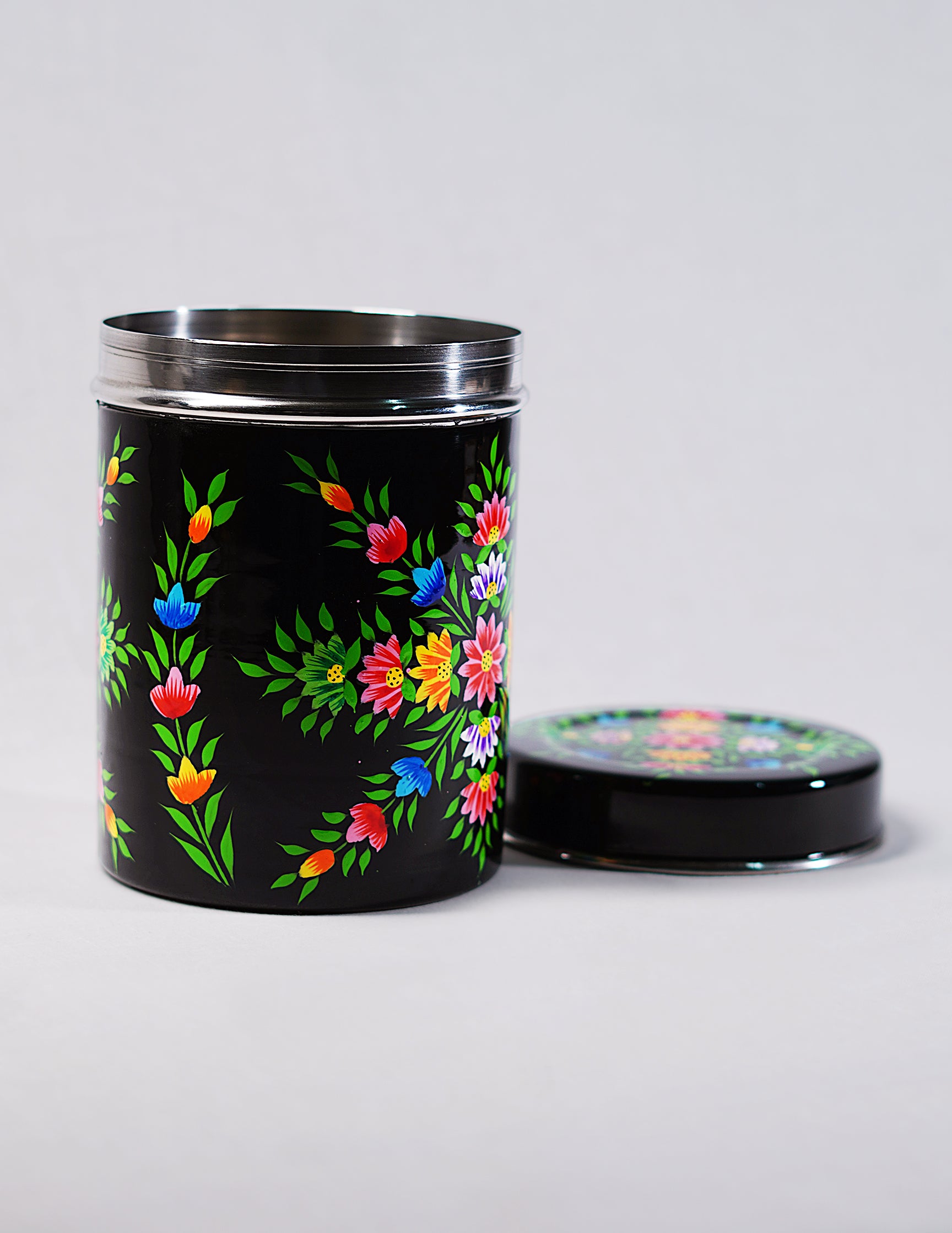 Handmade Kashmir Papier-Mâché Canister Box — Hand-Painted Design | Ø 10.5 cm × 15 cm (H)
