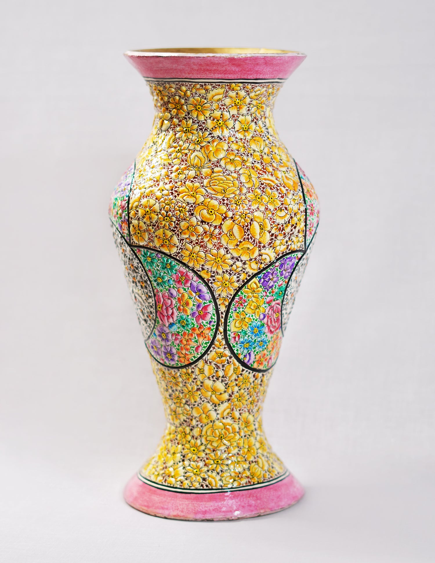 Handmade Kashmir Papier-Mâché Flower Vase — Hand-Painted Design | Ø 11.5 cm × 29 cm (H)