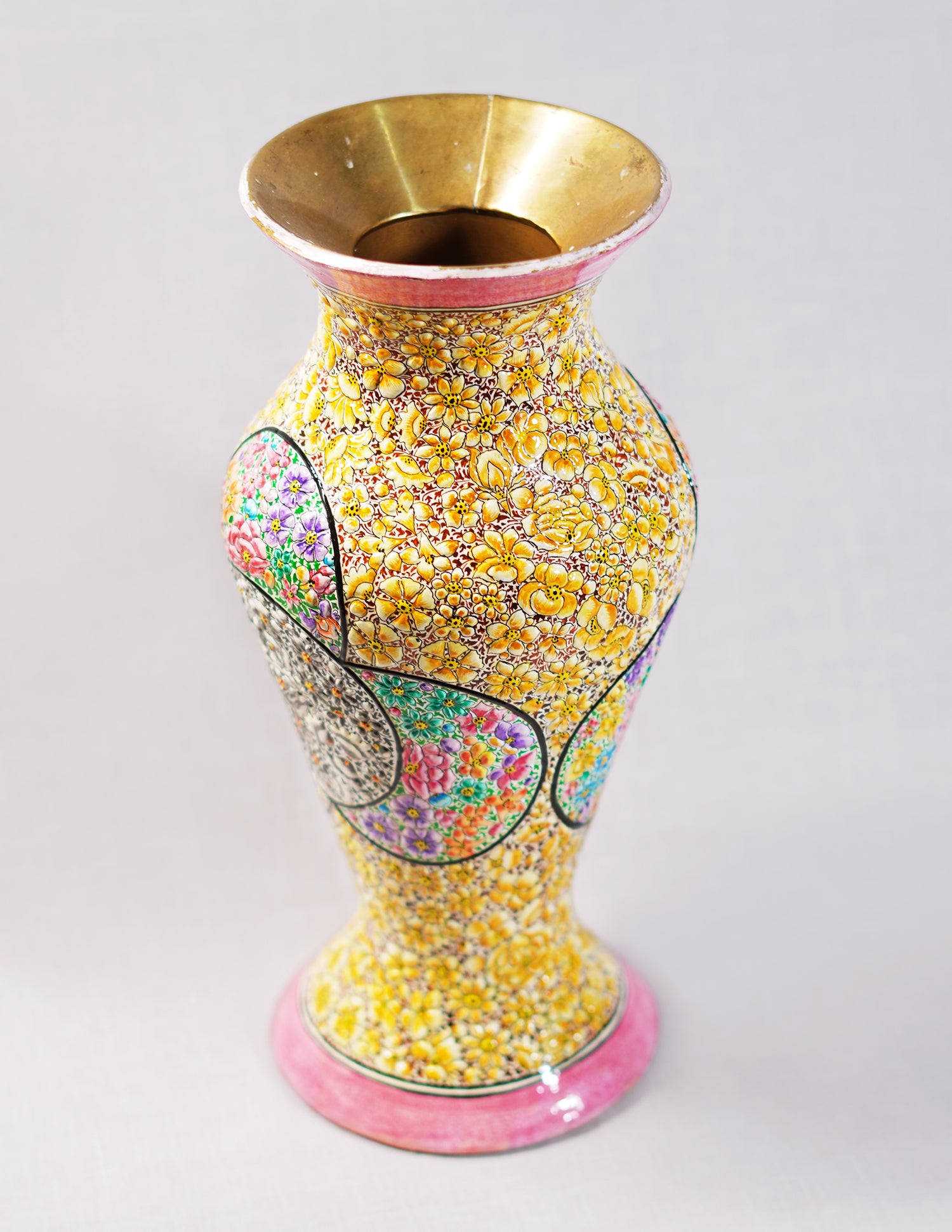 Handmade Kashmir Papier-Mâché Flower Vase — Hand-Painted Design | Ø 11.5 cm × 29 cm (H)