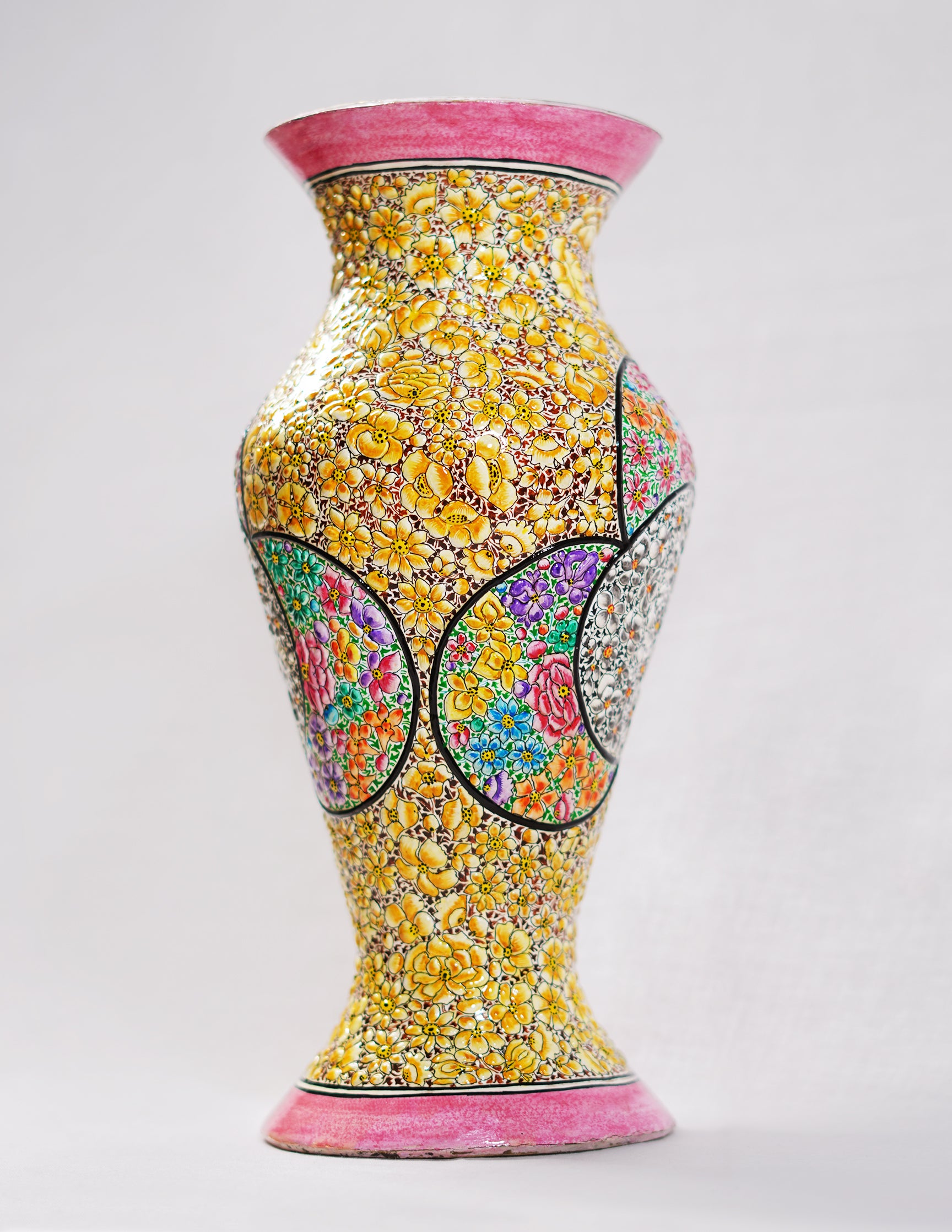 Handmade Kashmir Papier-Mâché Flower Vase — Hand-Painted Design | Ø 11.5 cm × 29 cm (H)