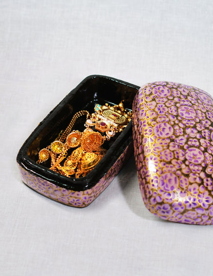 Handmade Kashmir Papier-Mâché Trinket Box — Hand-Painted Design | 10.5 cm (L) × 17.5 cm (B) × 6 cm (H)