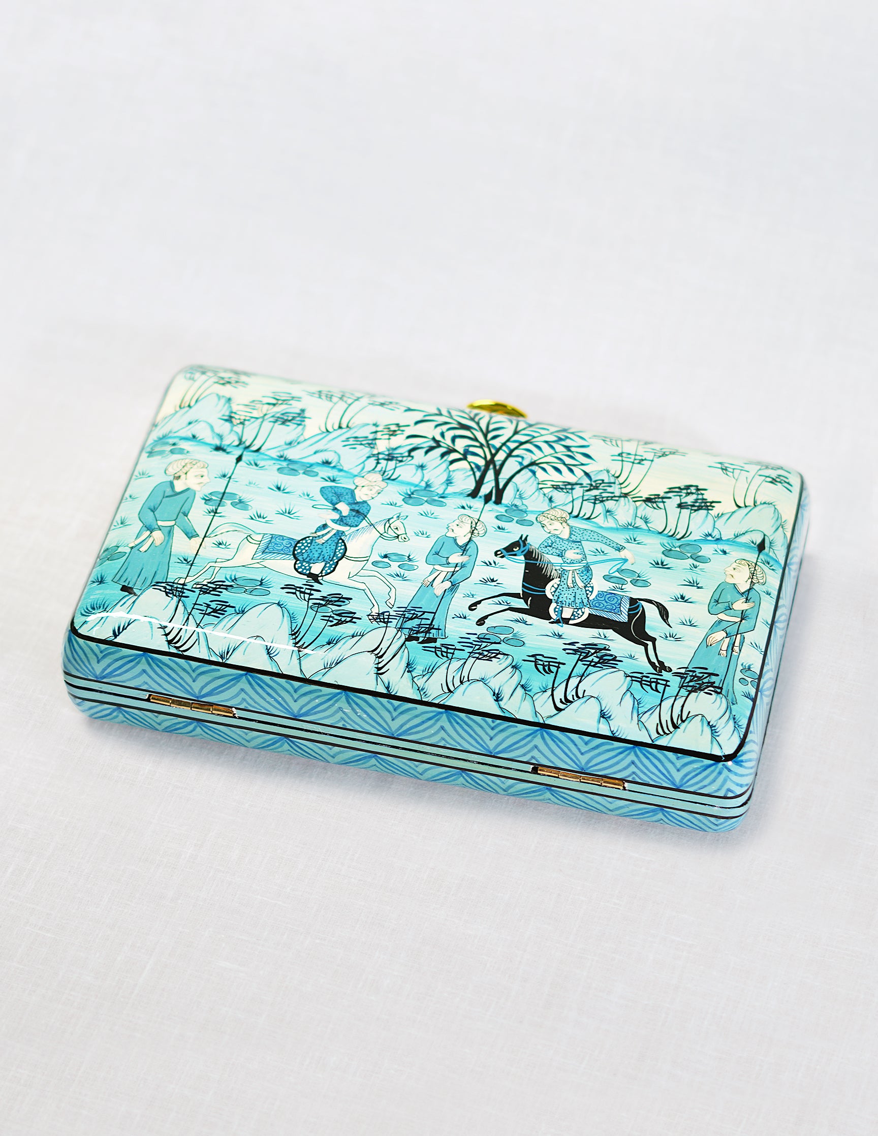 Handmade Kashmir Papier-Mâché Rectangular Clutch — Hand-Painted Design | 12.5 cm (L) × 20 cm (B) × 3.5 cm (H)