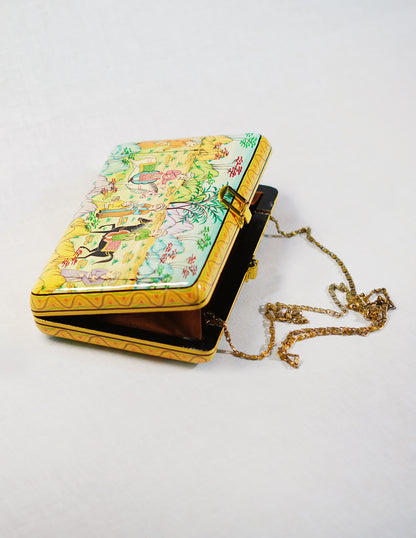 Handmade Kashmir Papier-Mâché Rectangular Clutch — Hand-Painted Design | 12.5 cm (L) × 20 cm (B) × 3.5 cm (H)