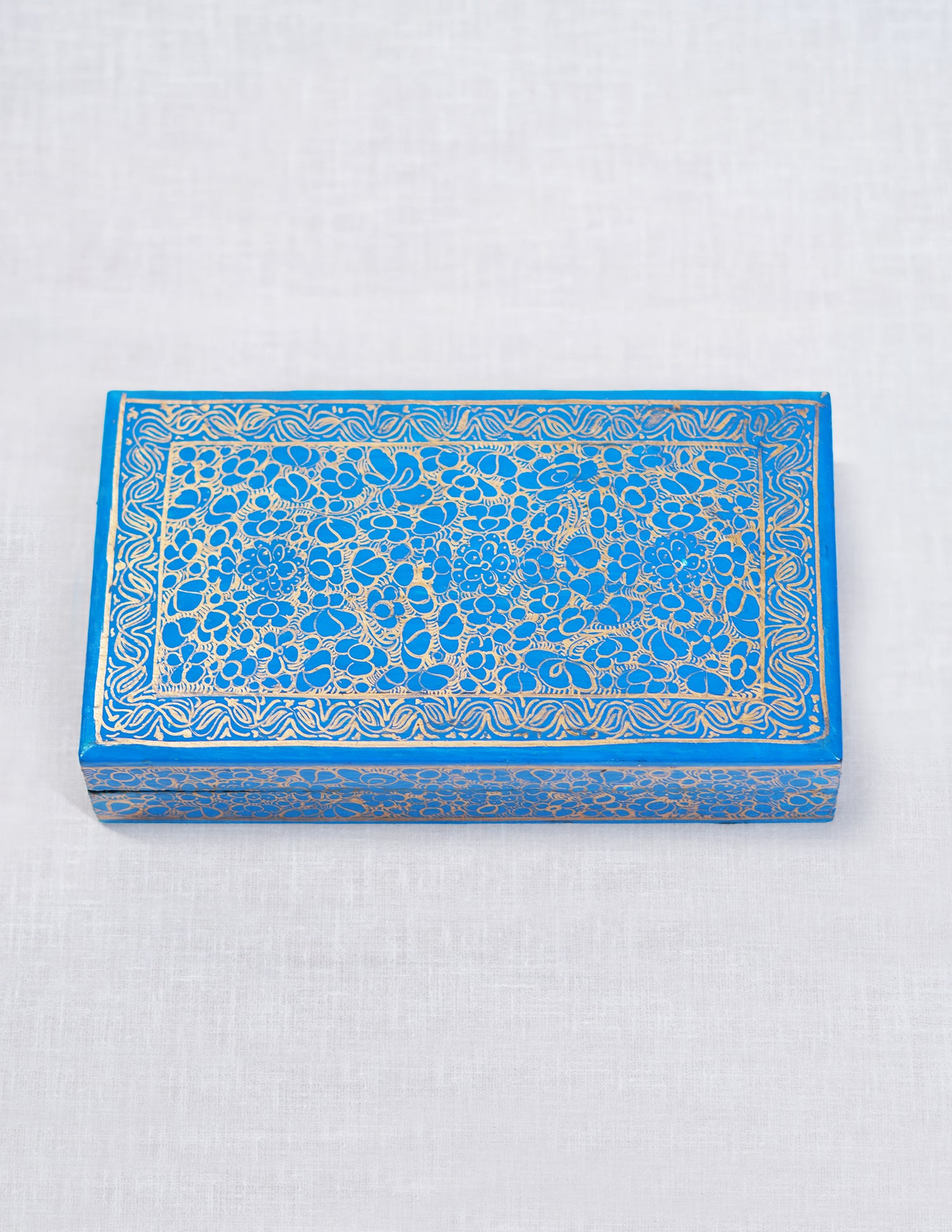 Handmade Kashmir Papier-Mâché Flat Box — Hand-Painted Design | 10 cm (L) × 17.5 cm (B) × 3.5 cm (H)
