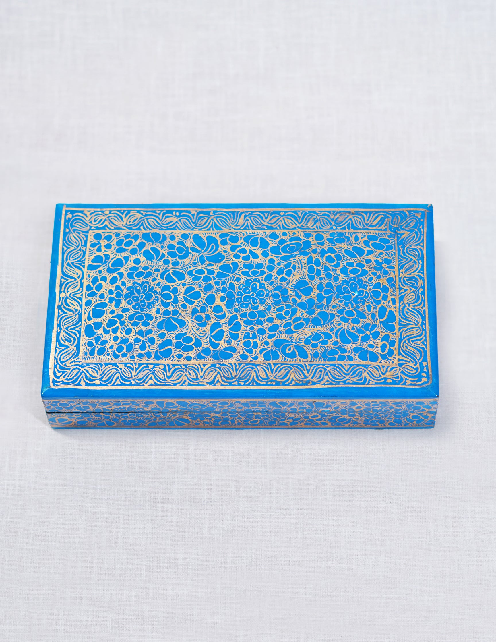 Handmade Kashmir Papier-Mâché Flat Box — Hand-Painted Design | 10 cm (L) × 17.5 cm (B) × 3.5 cm (H)