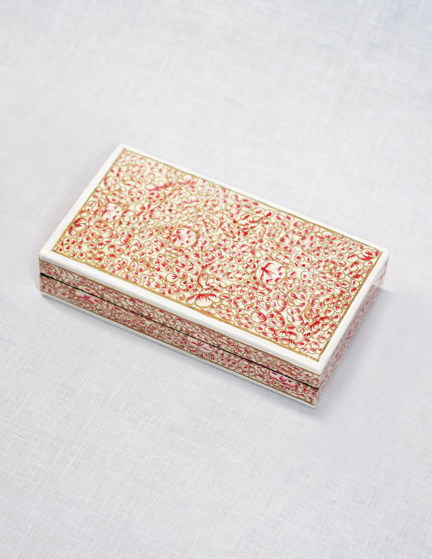 Handmade Kashmir Papier-Mâché Flat Box — Hand-Painted Design | 10 cm (L) × 17.5 cm (B) × 3.5 cm (H)