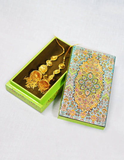 Handmade Kashmir Papier-Mâché Flat Box — Hand-Painted Design | 10 cm (L) × 17.5 cm (B) × 3.5 cm (H)