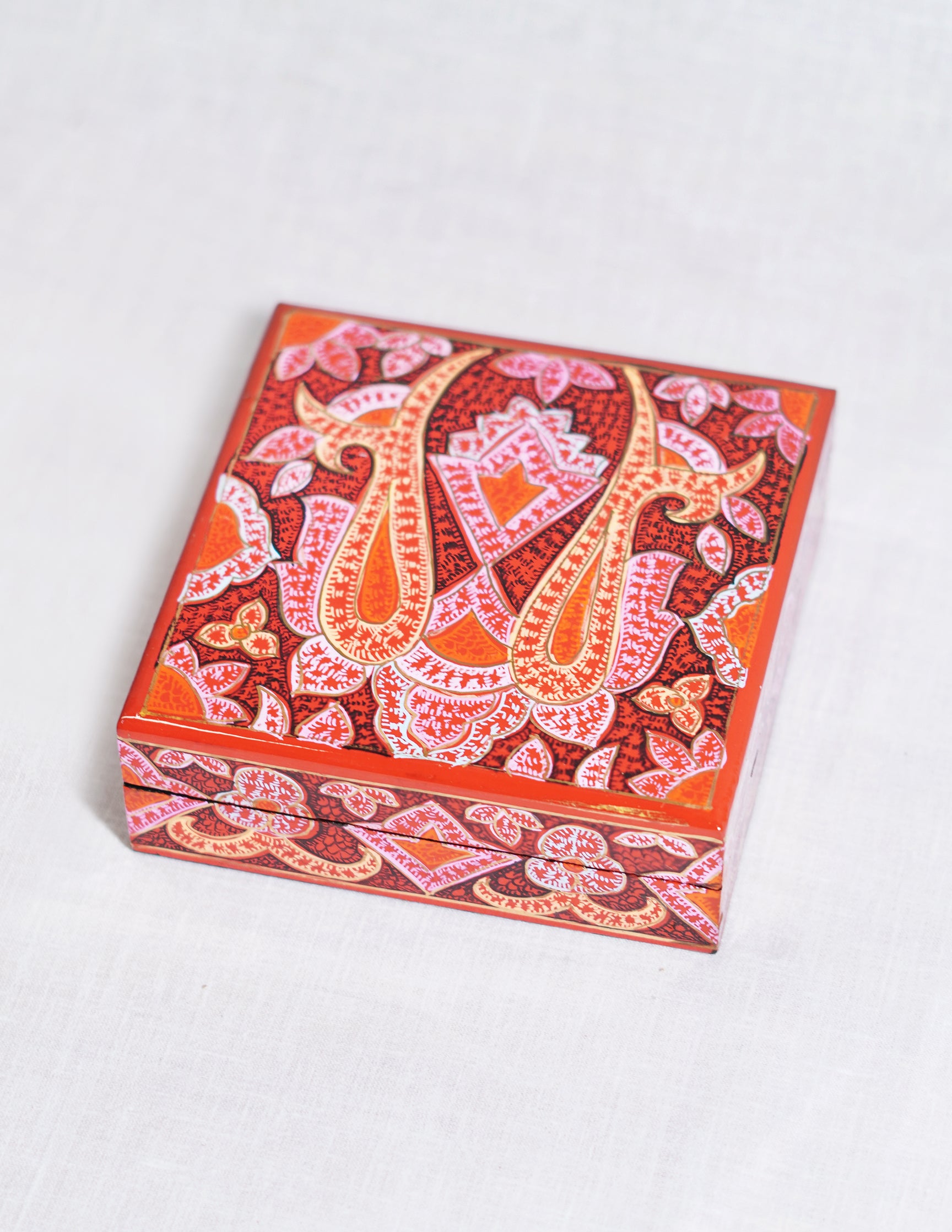 Handmade Kashmir Papier-Mâché Coaster Set — Hand-Painted Design | 11 cm (L) × 11 cm (B) × 3.5 cm (H)