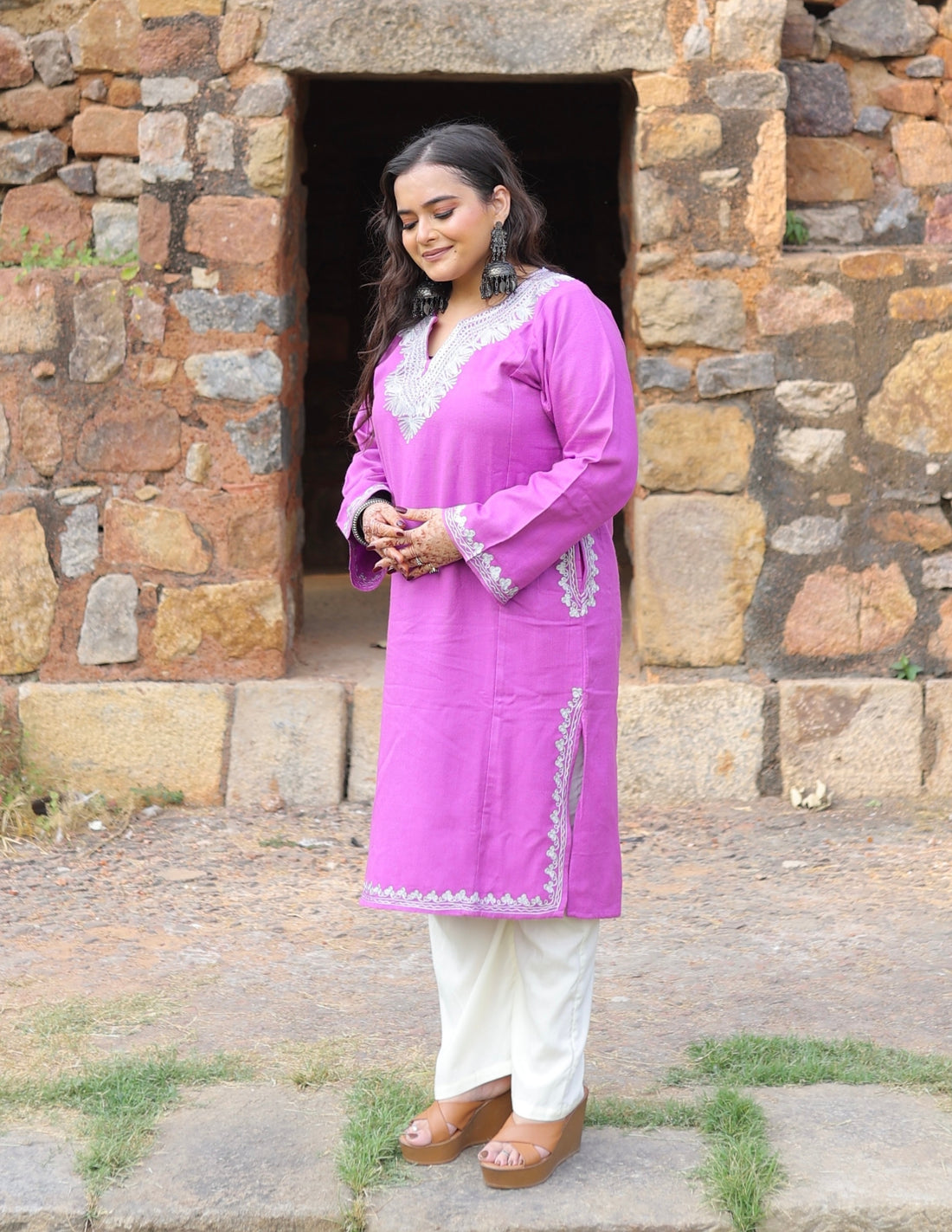 Rang-e-Khizan Orchid Paisley Zari Phiran