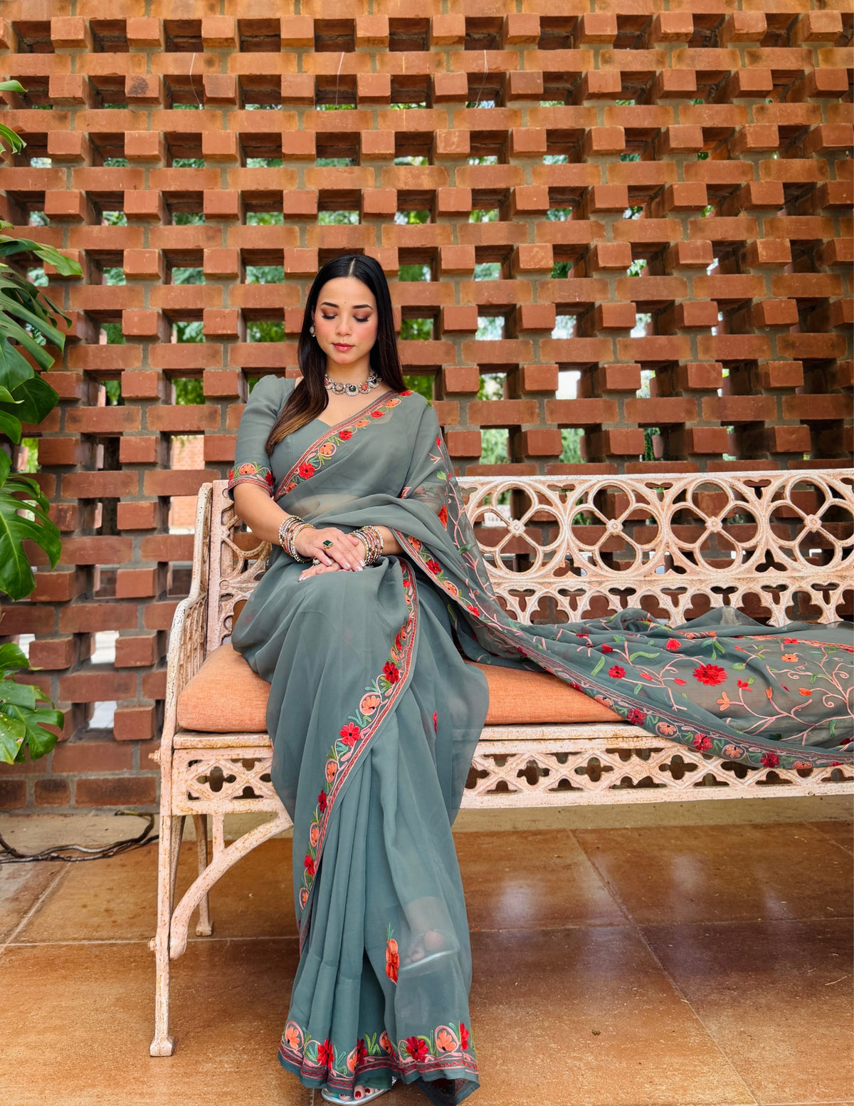 Kashmiri Aari Embroidered Georgette Saree – Pine Green