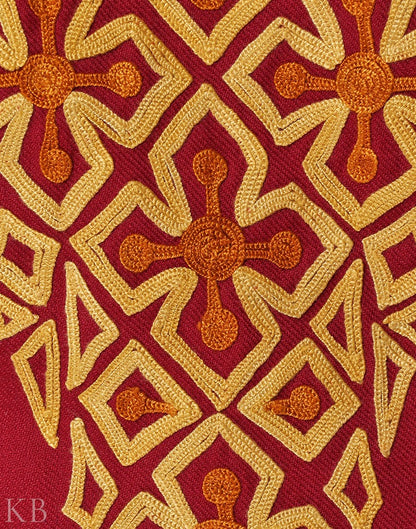 Majenta Aari Embroidered Woolen Suit - KashmirBox.com
