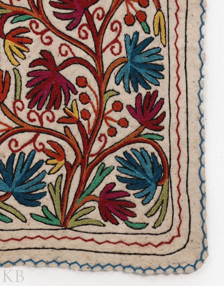 Booen Pann Handmade Aari Embroidered Namda - KashmirBox.com