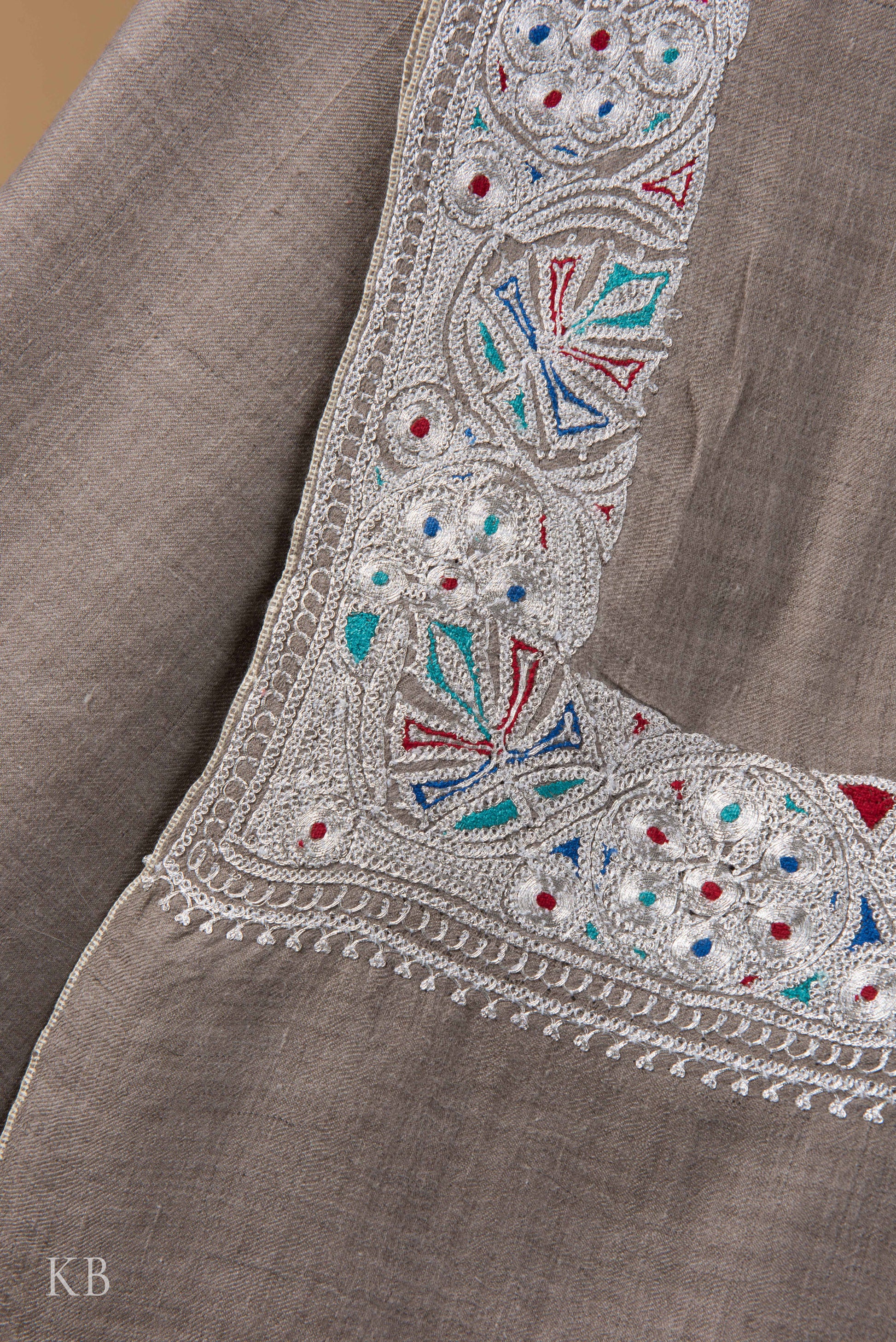 Natural Grey Tilla Sozni Embroidered Pashmina Shawl - Kashmir Box
