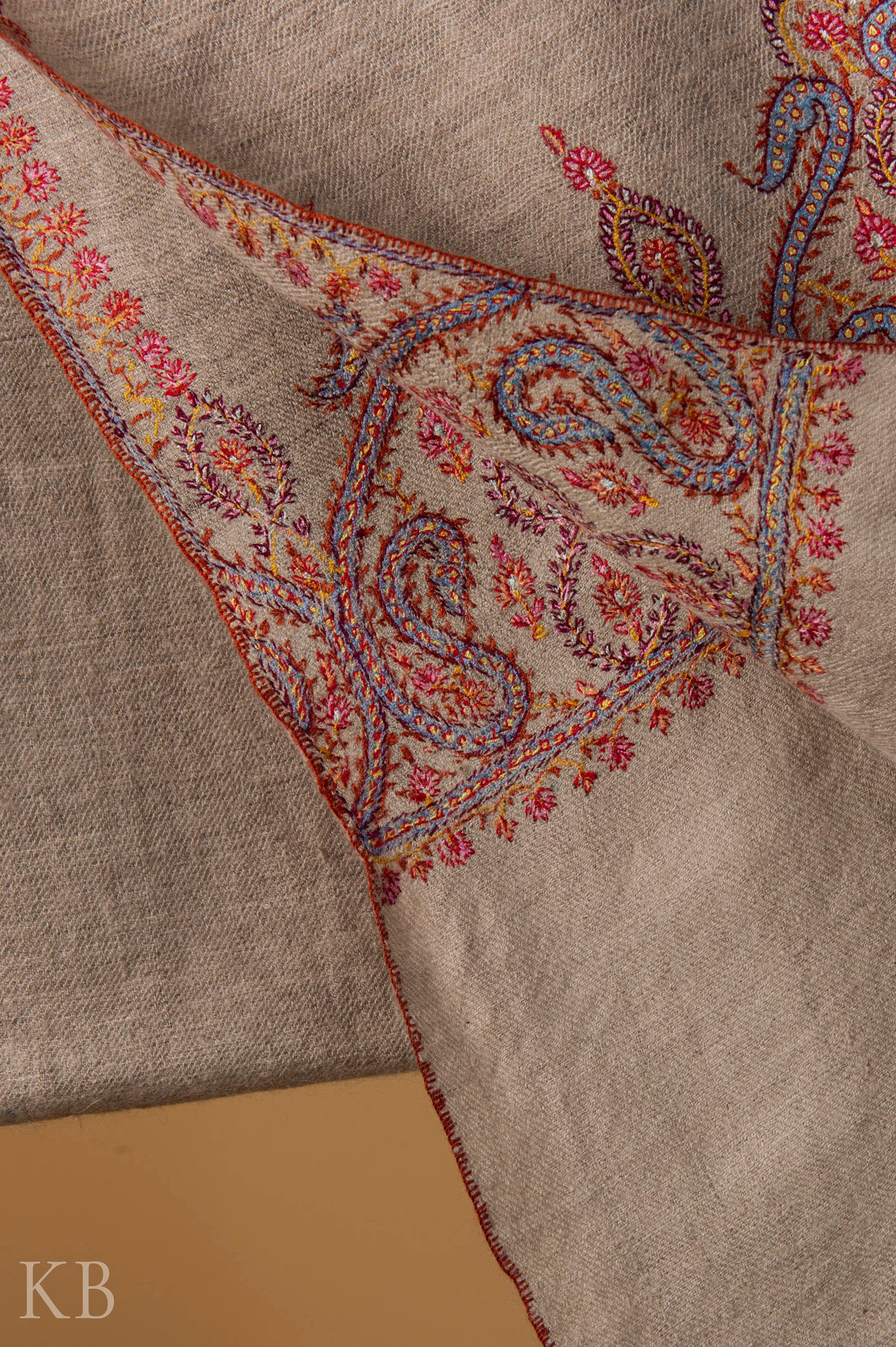 Natural Grey Sozni Embroidered GI Pashmina Shawl - Kashmir Box