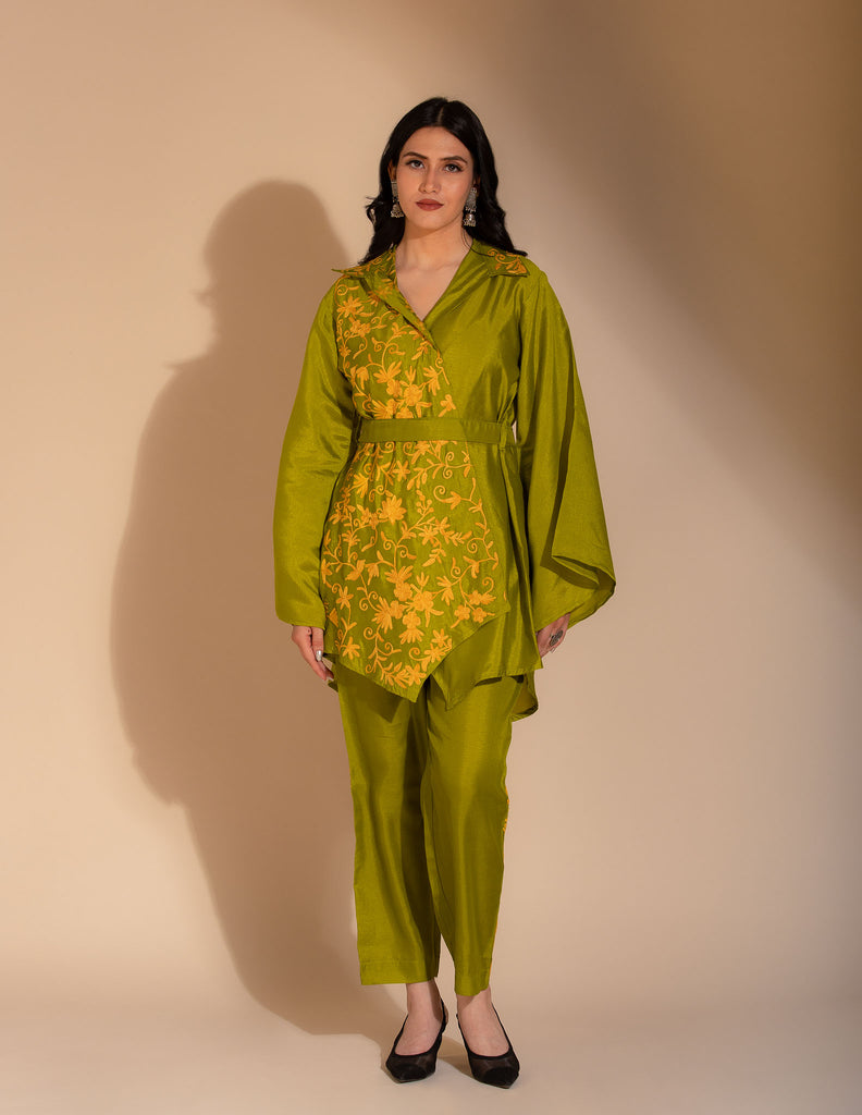 Ruhaniyat Aari Embroidered Silk Kimono Cordset - Kashmir Box