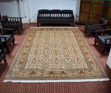 Creme Gulabdar Silk Carpet - Kashmir Box